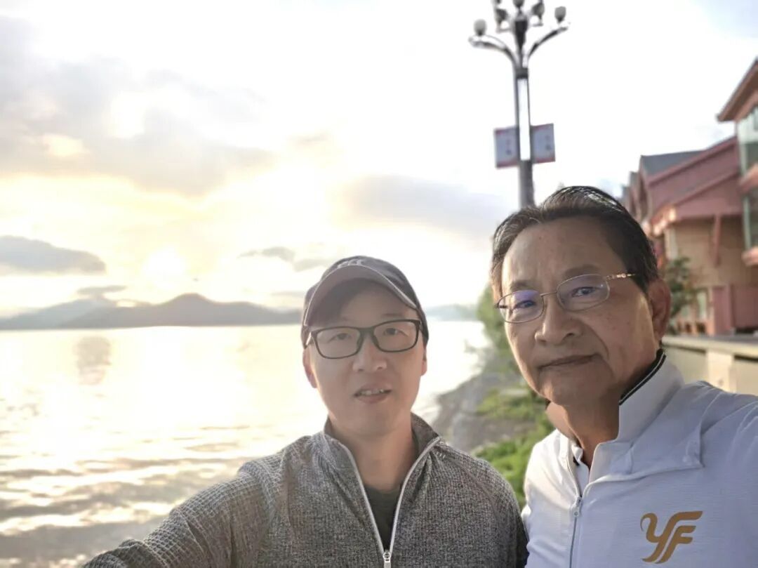 泸沽湖奇遇后,失联的亲人团聚了! 泸沽湖奇遇后,失联的亲人团聚了!
