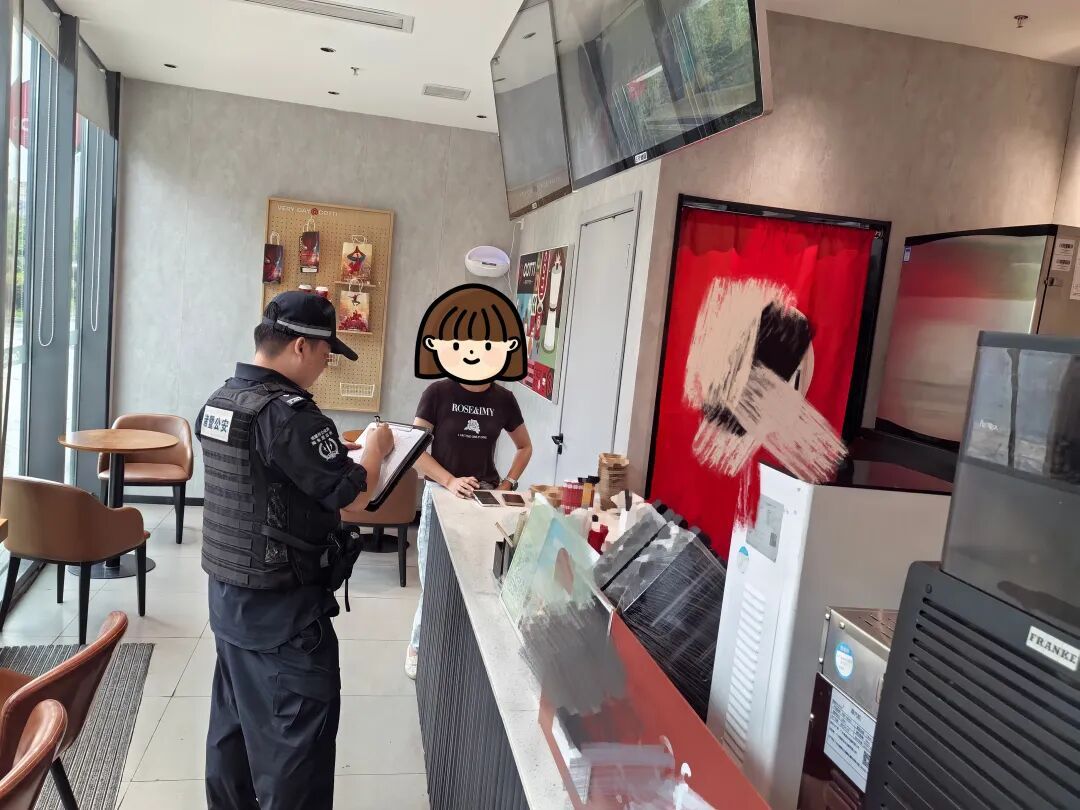 想喝咖啡,男子假扮外卖员自己去拿!“我想应该也没人知道……” 想喝咖啡,男子假扮外卖员自己去拿!“我想应该也没人知道……”