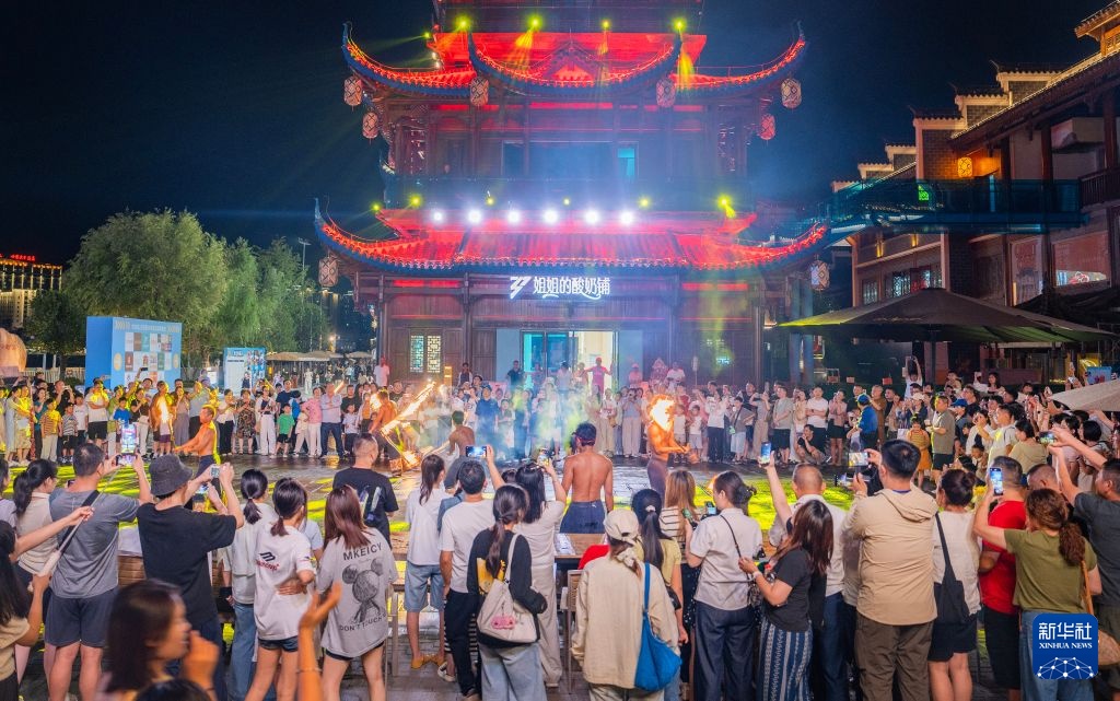 活力中国调研行丨湖南张家界:多元业态激活暑期文旅活力 活力中国调研行丨湖南张家界:多元业态激活暑期文旅活力