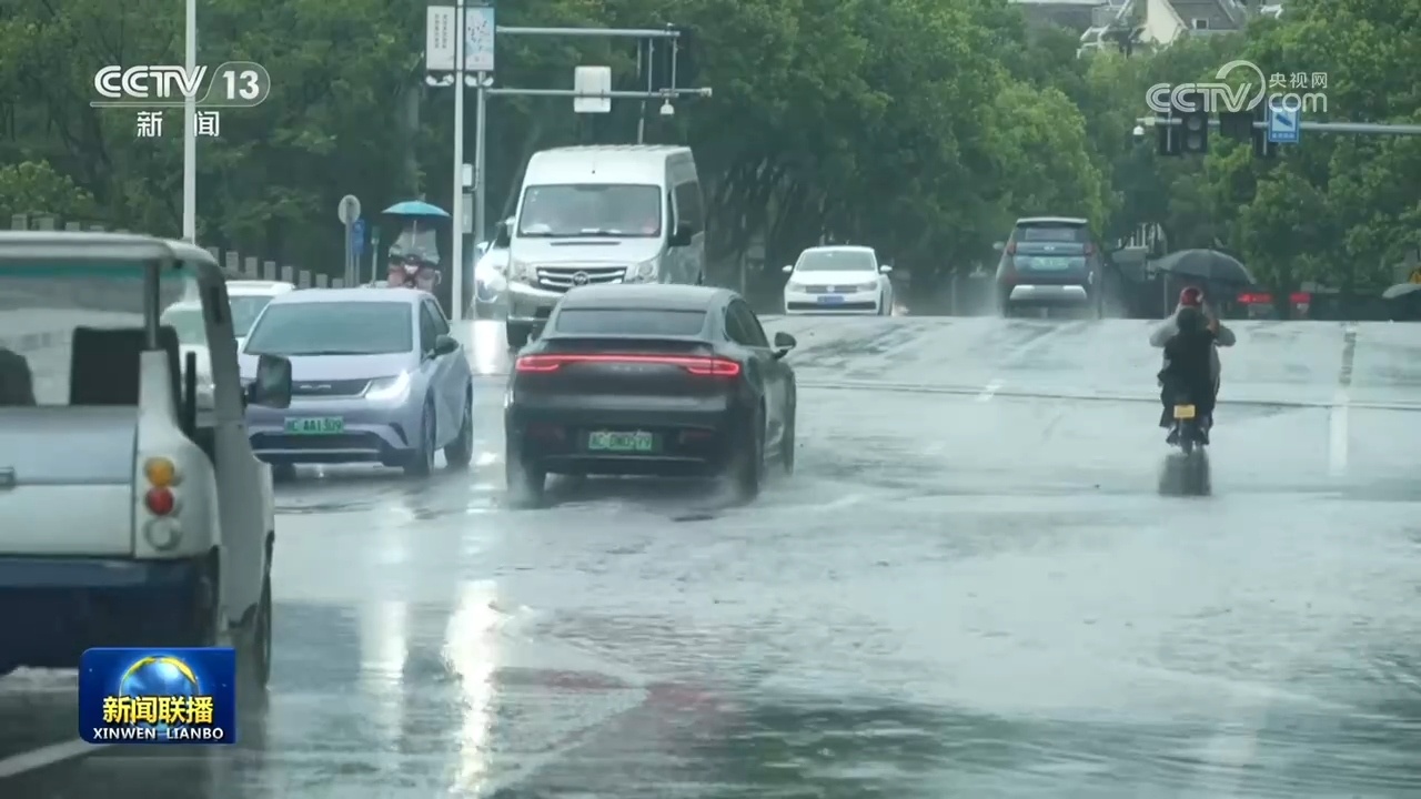 多地出现强降雨天气 防汛救灾加紧进行 多地出现强降雨天气 防汛救灾加紧进行
