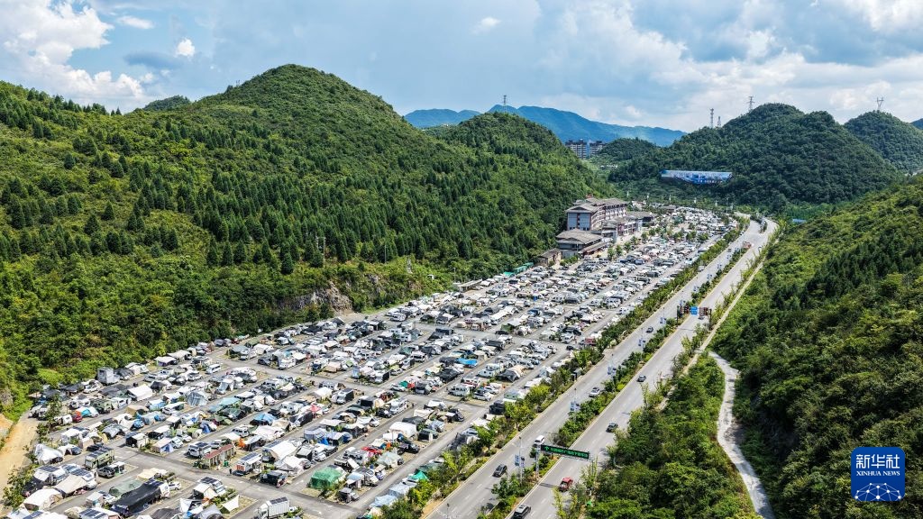 “凉气候”带来“热经济” 贵州避暑旅游人气旺 “凉气候”带来“热经济” 贵州避暑旅游人气旺