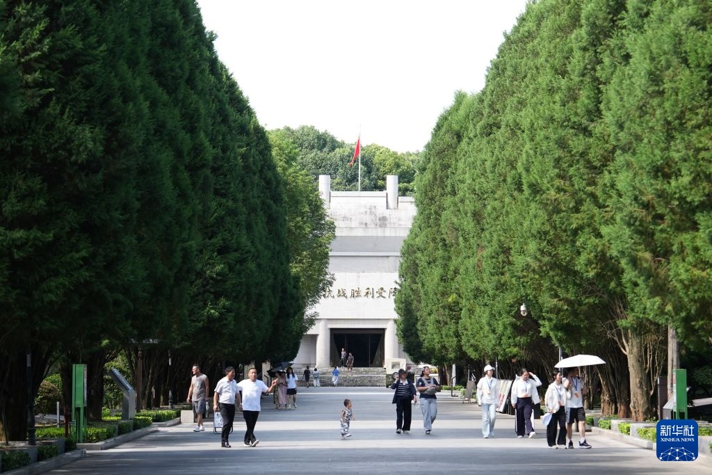 寻找照片中的TA丨在受降之城聆听胜利回响 寻找照片中的TA丨在受降之城聆听胜利回响