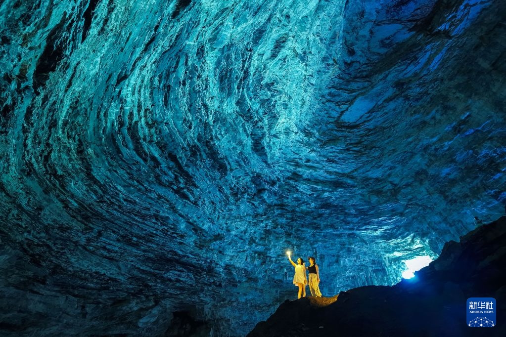 广西:“洞穴经济”打造文旅新体验 广西:“洞穴经济”打造文旅新体验