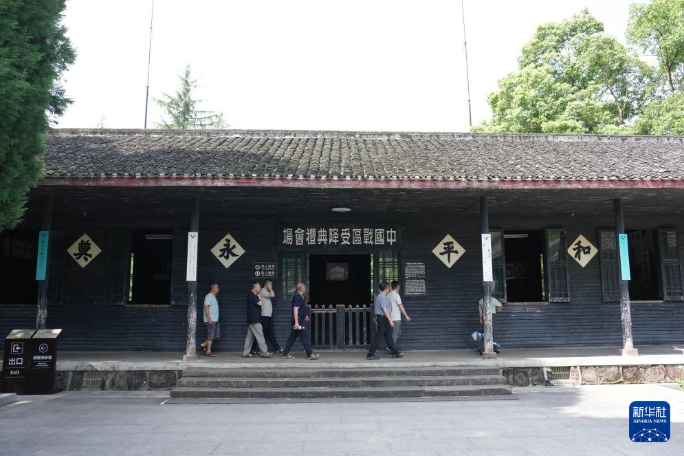 寻找照片中的TA丨在受降之城聆听胜利回响 寻找照片中的TA丨在受降之城聆听胜利回响