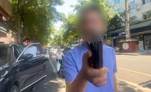 拿个证件套就能当交警?这位“影帝”栽了! 拿个证件套就能当交警?这位“影帝”栽了!