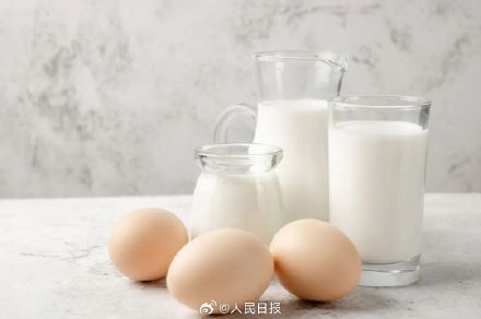 转给“相亲相爱一家人”!这8类食物帮你做好血压管理 转给“相亲相爱一家人”!这8类食物帮你做好血压管理