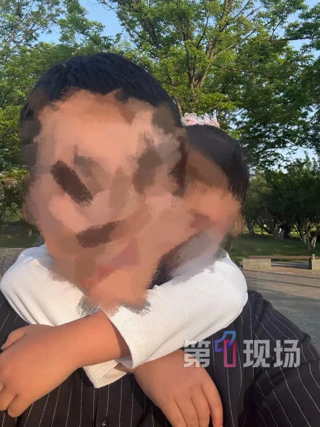 孩子帮忙带路找到第三者!当事人称与妻子网聊认识,“她心理认知没有家庭” 孩子帮忙带路找到第三者!当事人称与妻子网聊认识,“她心理认知没有家庭”