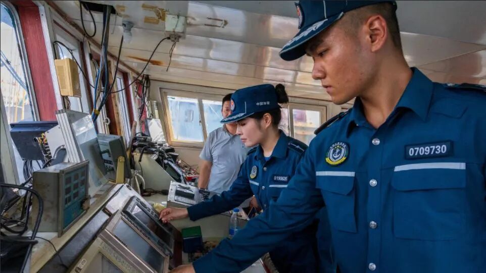 千帆竞发!海警全力护航“金秋第一网” 千帆竞发!海警全力护航“金秋第一网”