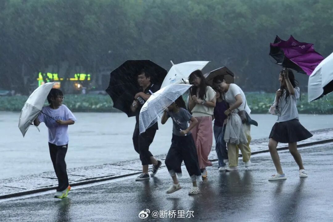 确认了:大雨暴雨、强对流!杭州明天大转折,又有2个新台风要生成 确认了:大雨暴雨、强对流!杭州明天大转折,又有2个新台风要生成