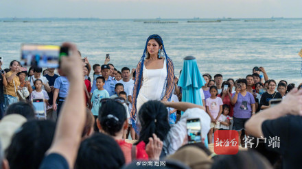 海口荣山寮上演渔家狂欢盛宴 海口荣山寮上演渔家狂欢盛宴