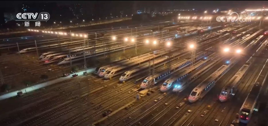 暑运知多少 | 时速不足30公里 这里的高铁为什么刻意放慢速度? 暑运知多少 | 时速不足30公里 这里的高铁为什么刻意放慢速度?