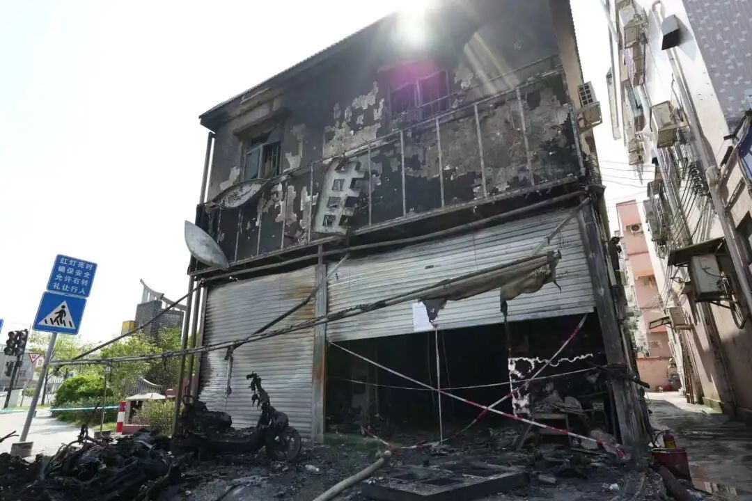 广东中山一对夫妻上个月听劝砌了一堵墙,这个月保住了命 广东中山一对夫妻上个月听劝砌了一堵墙,这个月保住了命
