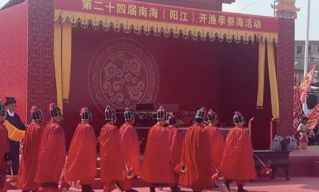 开渔啦!阳江千帆竞发太壮观,广东人的“海鲜自由”来了 开渔啦!阳江千帆竞发太壮观,广东人的“海鲜自由”来了