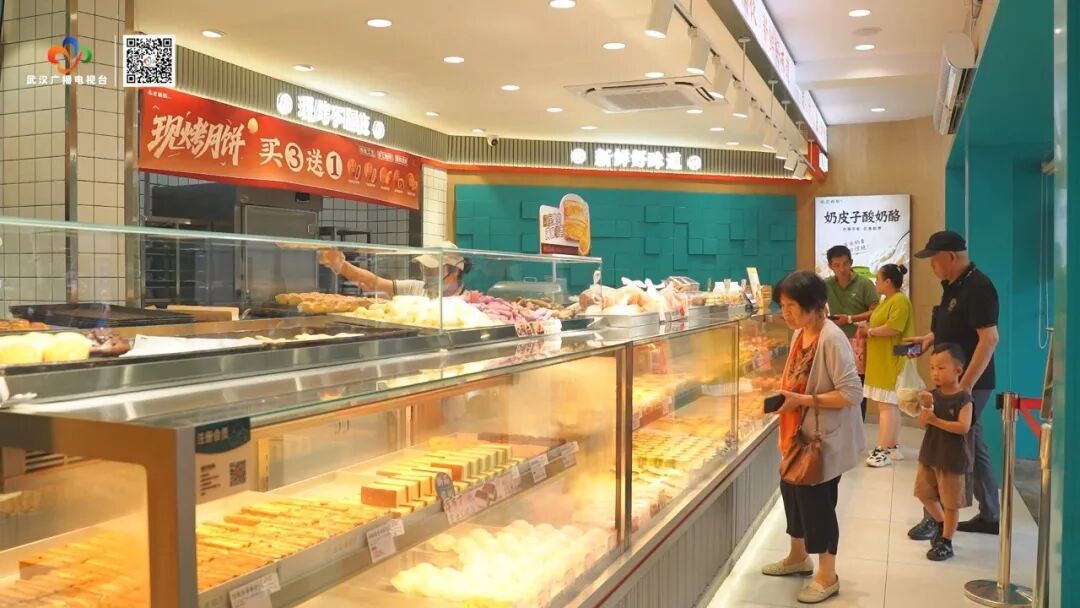 深色蛋糕到底能不能吃?记者调查武汉市场,真相来了 深色蛋糕到底能不能吃?记者调查武汉市场,真相来了