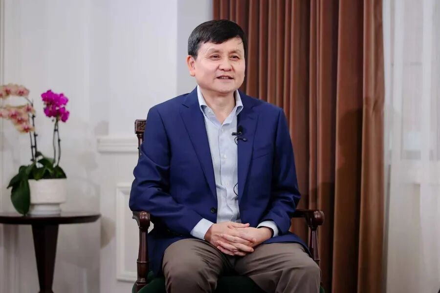 很多人有机会活过100岁！张文宏谈“长寿真相”，三大支柱实现百岁理想状态→
