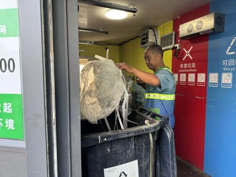 “大变身”！北京多个小区的垃圾桶站完成升级改造！