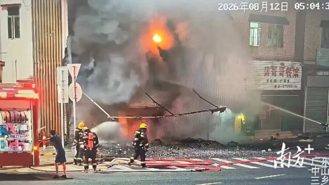 夫妻俩听劝砌了一堵墙,结果救了自己的命! 夫妻俩听劝砌了一堵墙,结果救了自己的命!