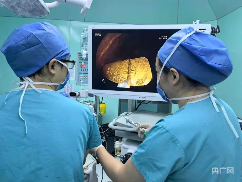 5岁女童误吞50克金条！这些救命常识，家长请收好→