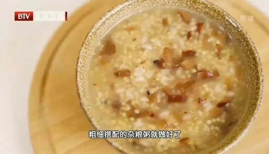 这个果子生吃清肠、抗衰老，晒干后更补钙，8月遇到别手软，怎么吃都值