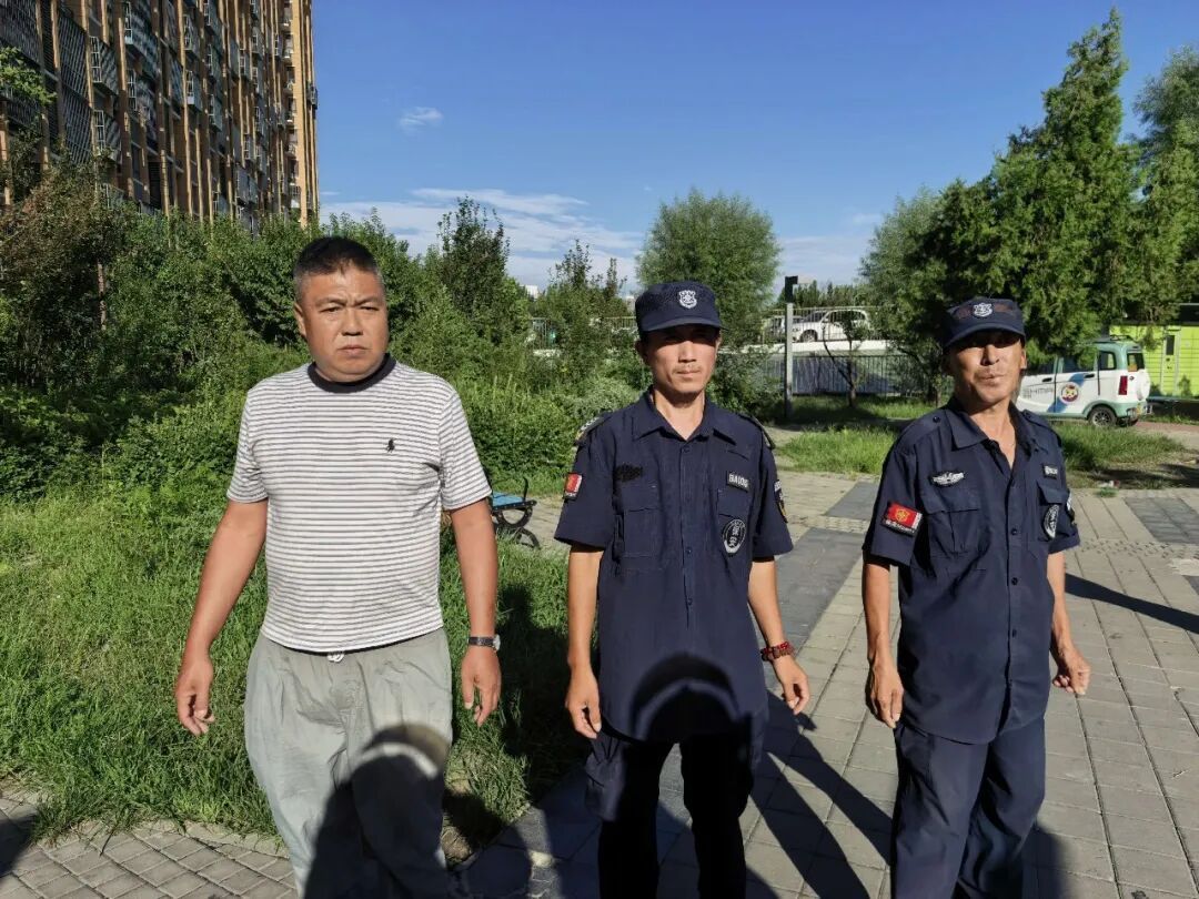 两起电动自行车起火 社区微型消防站及时处置 两起电动自行车起火 社区微型消防站及时处置