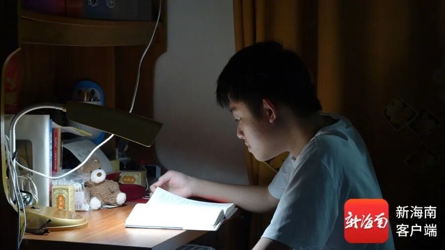 患罕见病的海南少年,考上中科大了! 患罕见病的海南少年,考上中科大了!