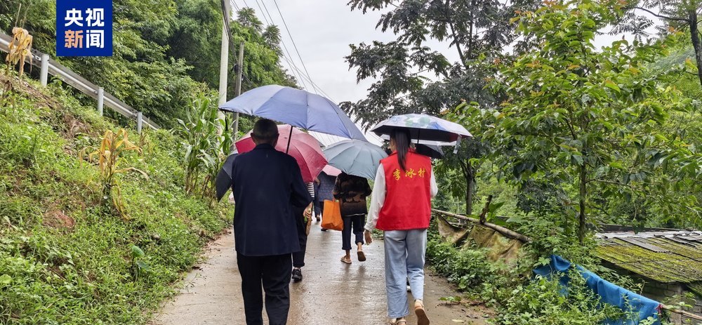 强降雨引发四川2处地质灾害 提前避险转移21784人 强降雨引发四川2处地质灾害 提前避险转移21784人