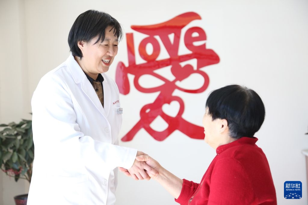 中央宣传部、国家卫生健康委联合发布“最美医生”先进事迹