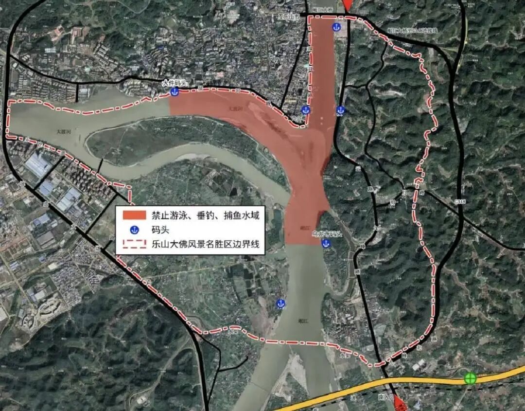 在乐山大佛面前漂流自拍?景区管委会:当场劝离,已批评教育 在乐山大佛面前漂流自拍?景区管委会:当场劝离,已批评教育