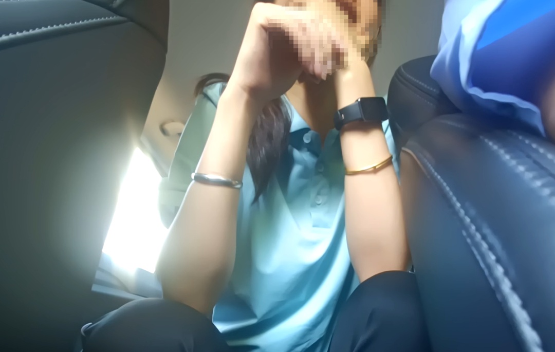 为了看演唱会见偶像一面,她差点没了14万!警惕这类“粉丝陷阱”→ 为了看演唱会见偶像一面,她差点没了14万!警惕这类“粉丝陷阱”→