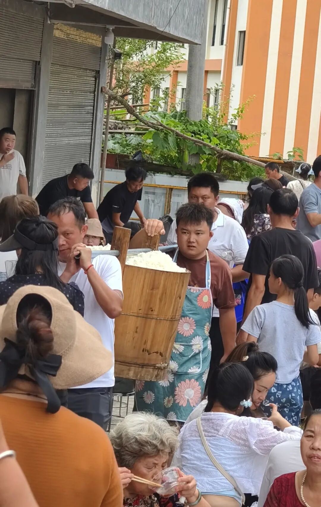 全城80小时紧急寻人!家人决定:杀5头猪摆流水席答谢 全城80小时紧急寻人!家人决定:杀5头猪摆流水席答谢