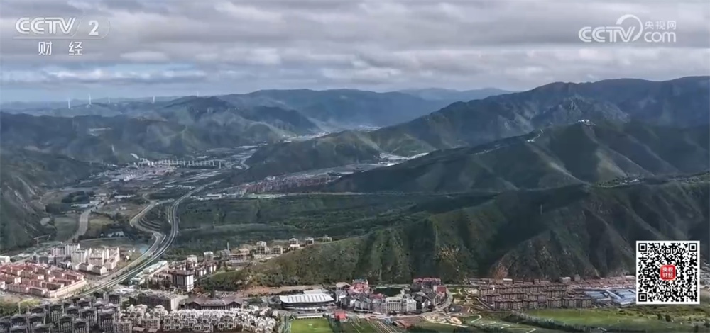 研学游、亲水游、文博游……多元场景点亮夏日市场 暑期文旅消费“热辣滚烫” 研学游、亲水游、文博游……多元场景点亮夏日市场 暑期文旅消费“热辣滚烫”