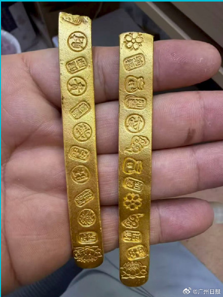 女子遭陌生男子抱腿金手镯瞬间没了！ 警方抓获两人，作案时间仅1分钟