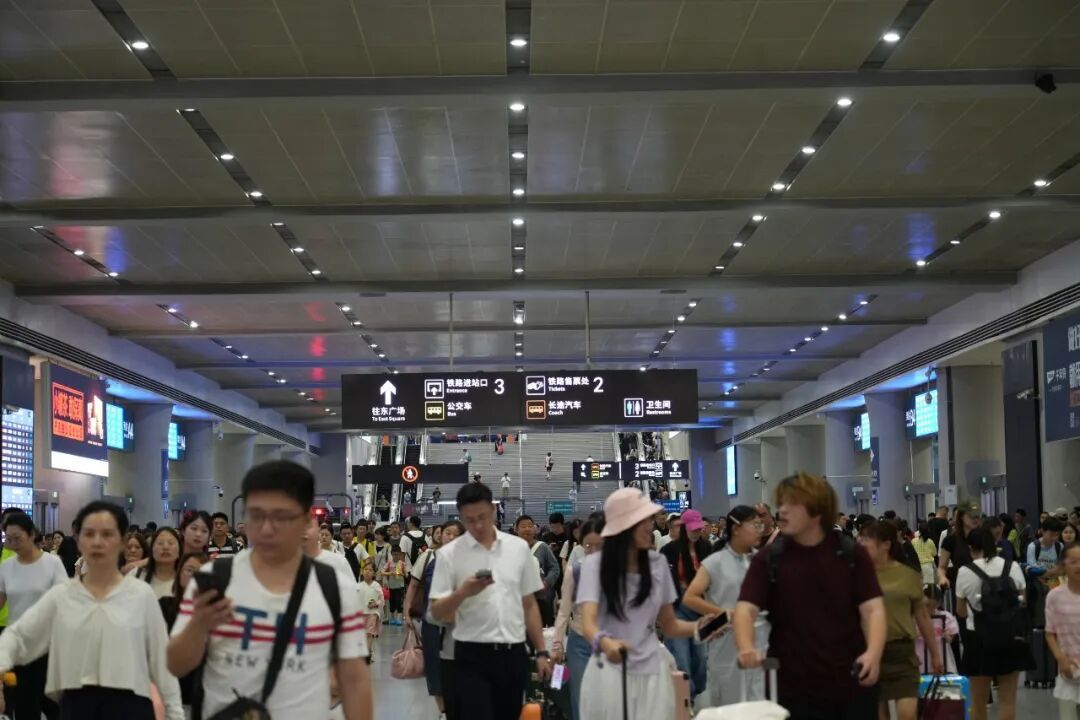 国铁成都局集团公司年发送旅客突破3亿人次 国铁成都局集团公司年发送旅客突破3亿人次