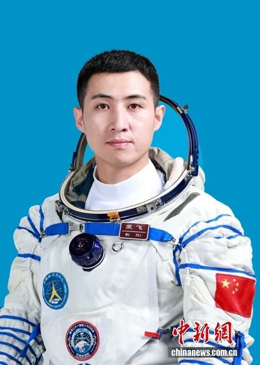 获颁航天功勋奖章,张陆、武飞、张洪章是谁? 获颁航天功勋奖章,张陆、武飞、张洪章是谁?
