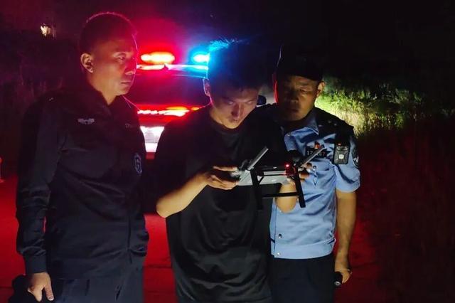 三伏走失60只羊,济南民警无人机助寻 三伏走失60只羊,济南民警无人机助寻
