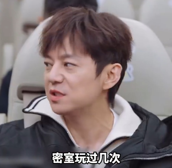 52岁知名主持人何炅自曝因年龄大被拒绝入场,网友:好心酸 52岁知名主持人何炅自曝因年龄大被拒绝入场,网友:好心酸