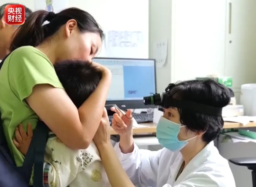 打呼噜是睡得香?小心影响孩子身高智力 打呼噜是睡得香?小心影响孩子身高智力