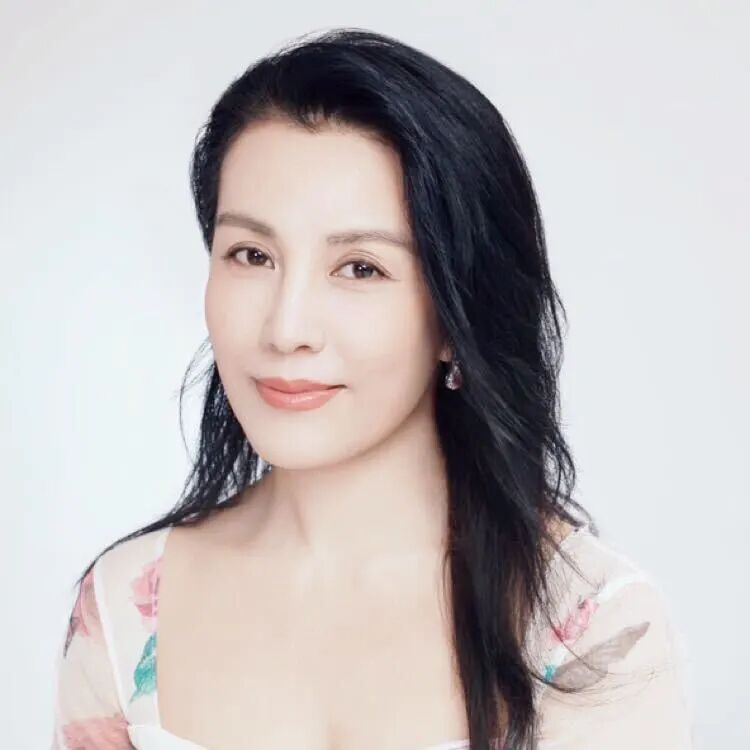 52岁知名女演员称遭人生重创:为前夫负债600万,靠拍短剧还债,“最坏打算是摆地摊卖韭菜盒子”…… 52岁知名女演员称遭人生重创:为前夫负债600万,靠拍短剧还债,“最坏打算是摆地摊卖韭菜盒子”……