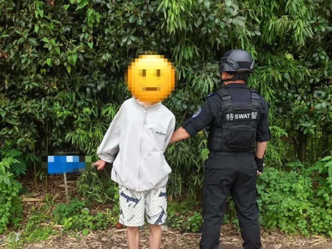 昆明警方通报:3男子凌晨“持枪抢车”被当场抓获 昆明警方通报:3男子凌晨“持枪抢车”被当场抓获