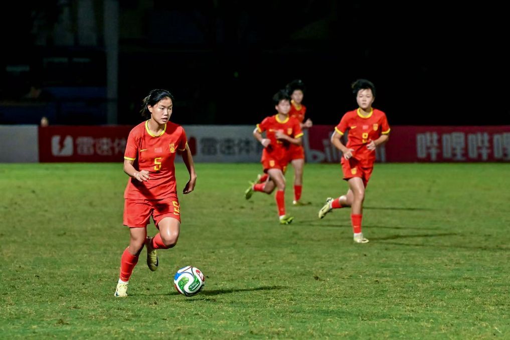 明日之星冠军杯半决赛因雷电天气中断 阿森纳U17女足抽签胜出