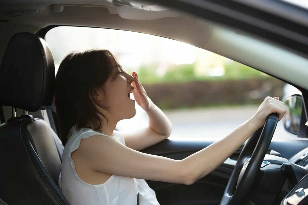 这4种表现可能提示你严重缺觉 改善睡眠有妙招→ 这4种表现可能提示你严重缺觉 改善睡眠有妙招→