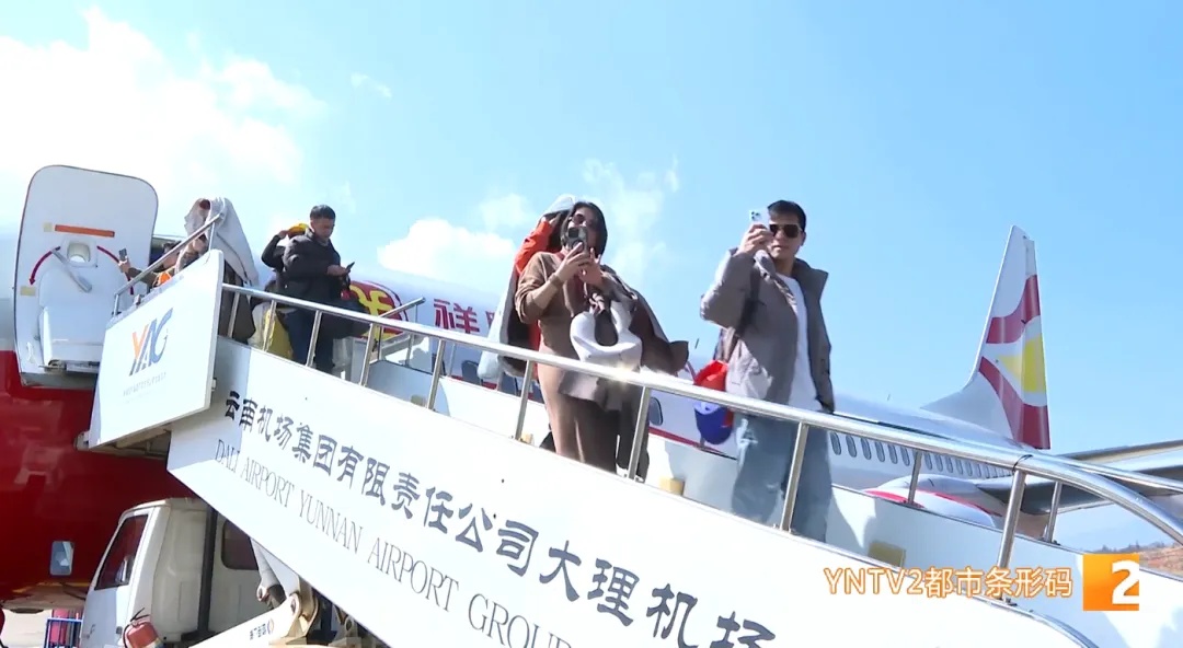 “请3休13”超长假期拼假方案火了!中秋国庆假期出游预订提前“爆单”!云南热度同样居高不下…… “请3休13”超长假期拼假方案火了!中秋国庆假期出游预订提前“爆单”!云南热度同样居高不下……