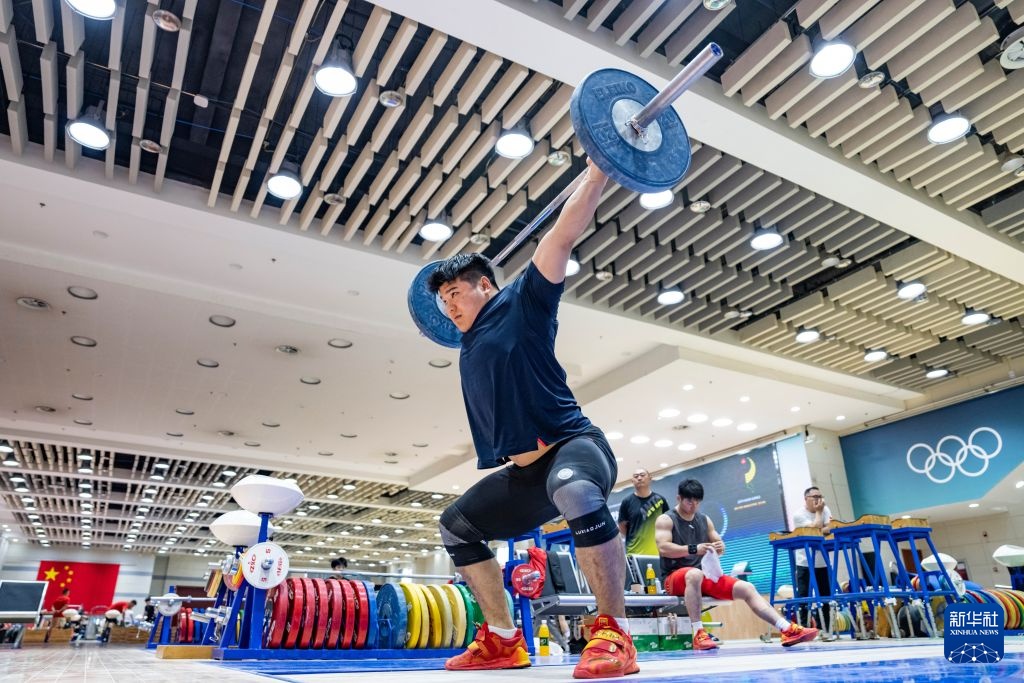 举重国家队训练备战亚运会 举重国家队训练备战亚运会