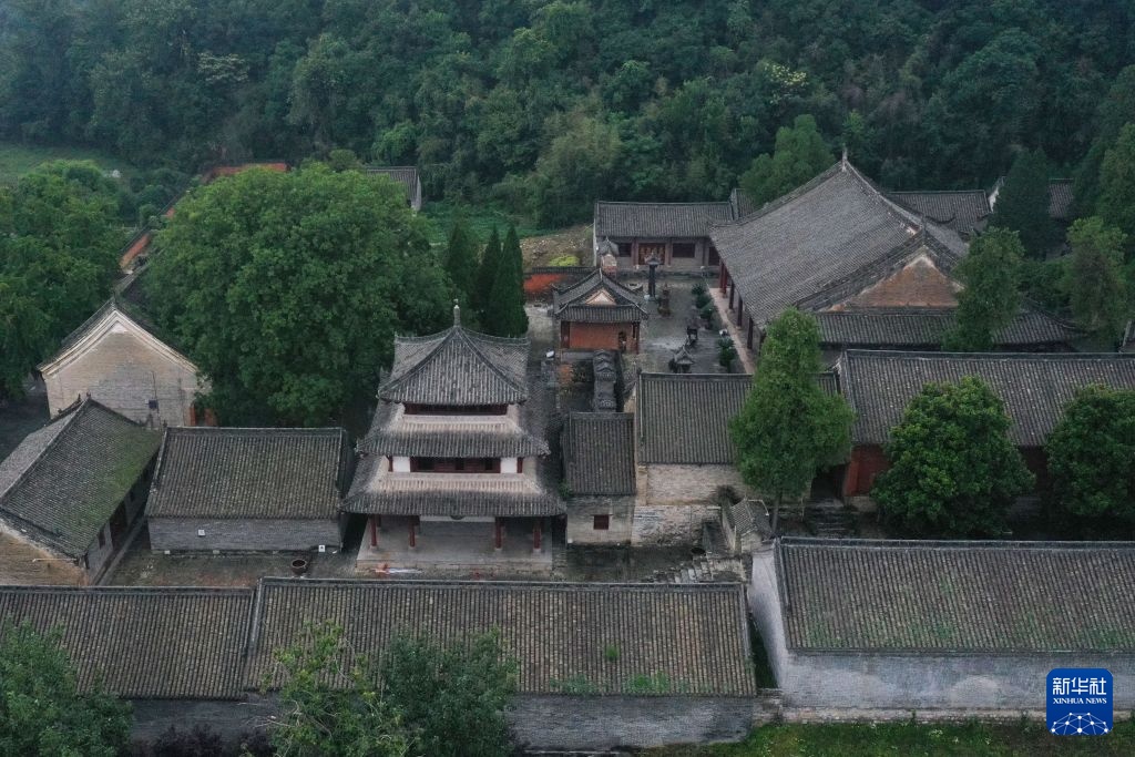 河南淅川：千年古刹藏山林