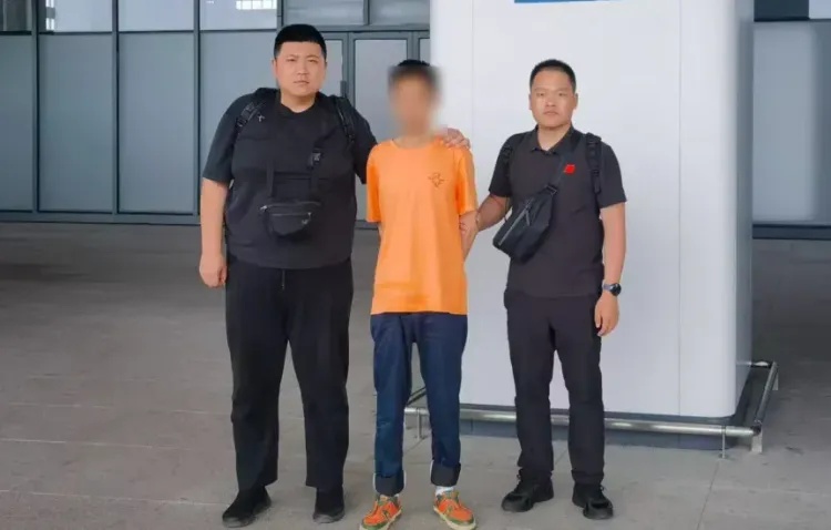 辽宁一男子刑满释放后再次盗掘辽金古墓,跨省团伙12人落网 辽宁一男子刑满释放后再次盗掘辽金古墓,跨省团伙12人落网