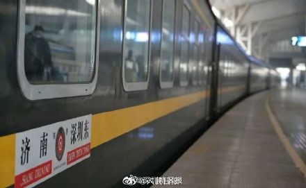 深圳这趟列车可以吃自助餐了 深圳这趟列车可以吃自助餐了