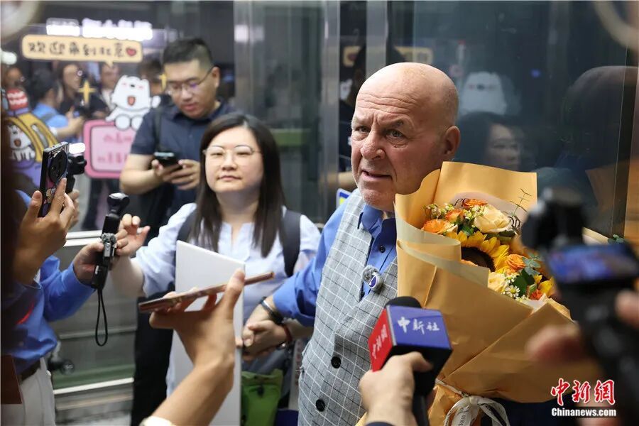 美国友人“赛考斯”时隔20余年重返中国：我回到了我的第二个家
