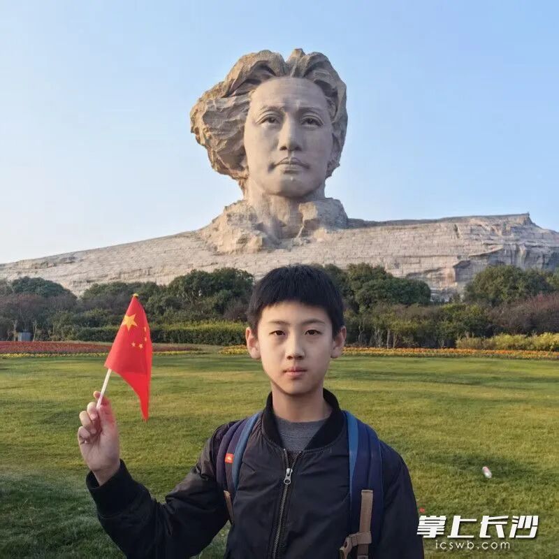 14岁王植兴，确认见义勇为！平时“胆子不大”的孩子，关键时刻却在海边勇救一家三口