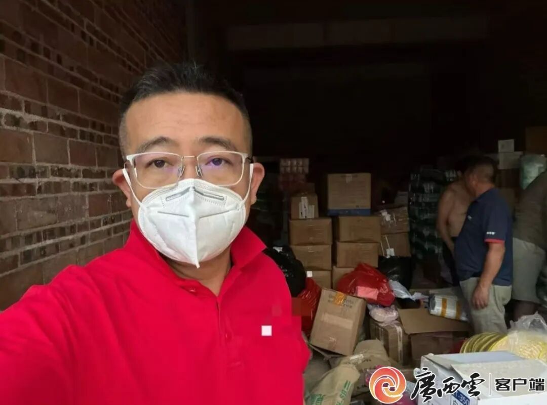 那个洪灾中送出10万份盒饭的好人，生命永远定格在了43岁