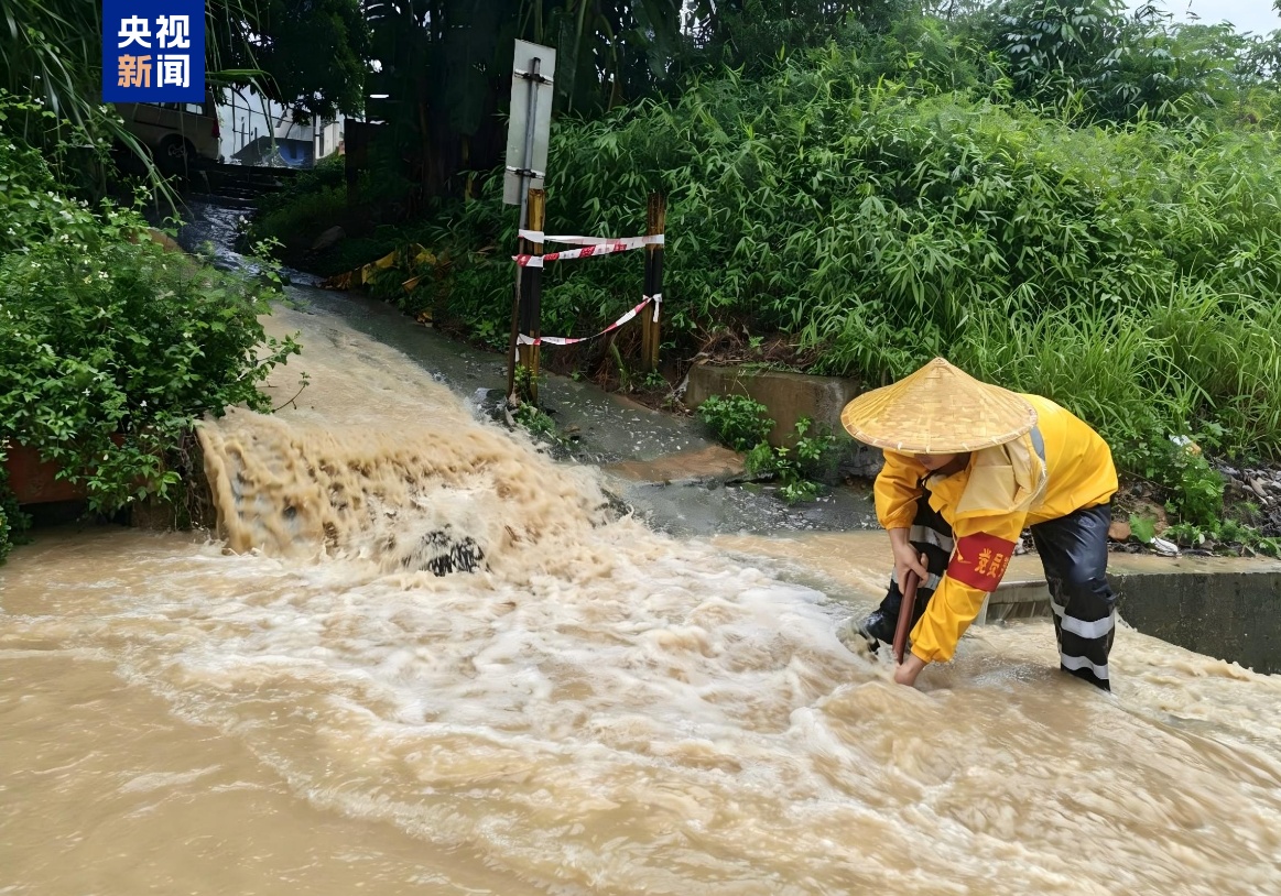 受台风“紫檀”影响 广西部分旅客列车停运